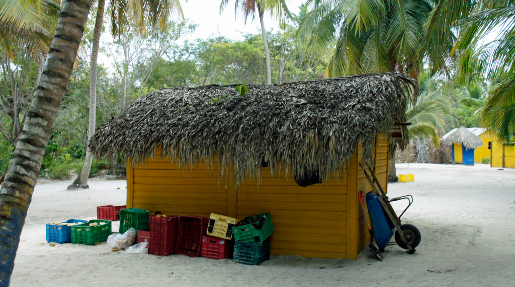 isla saona village