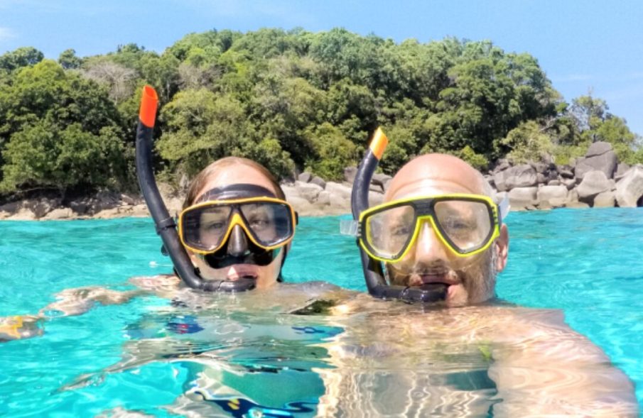 couple en snorkeling à catalina