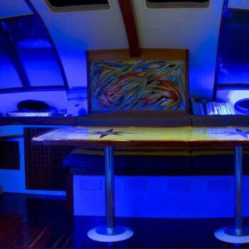 Catamaran de nuit
